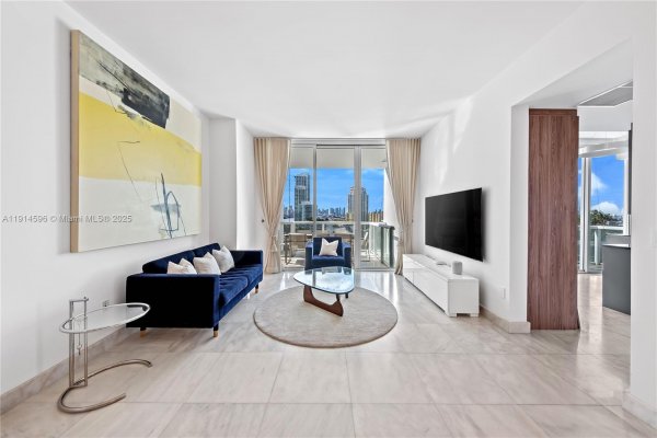50 S Pointe Dr #1206 Miami Beach, FL 33139