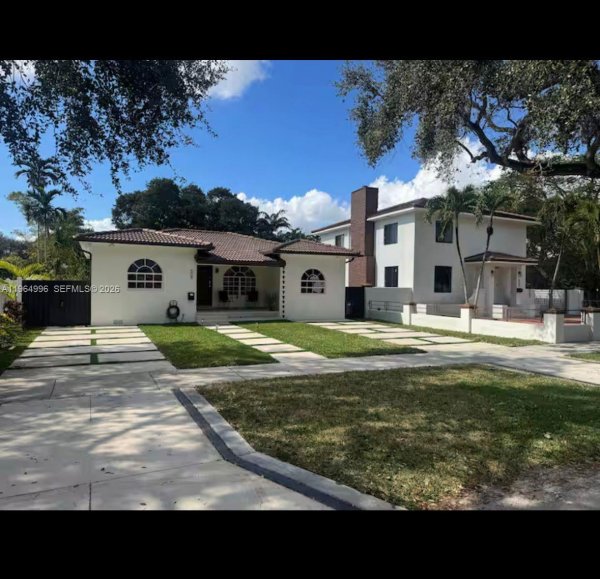 508 De Leon Dr Miami Springs, FL 33166