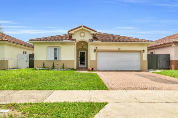 22572 SW 103rd Ct Cutler Bay, FL 33190