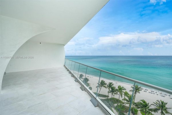 16901 Collins Ave #903 Sunny Isles Beach, FL 33160