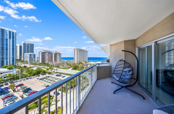 1985 S Ocean Dr #10B Hallandale Beach, FL 33009