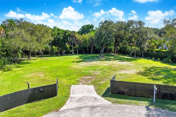 11353 SW 69th Ct Pinecrest, FL 33156
