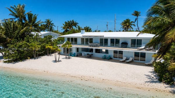 74051 Overseas Hwy Islamorada, FL 33036