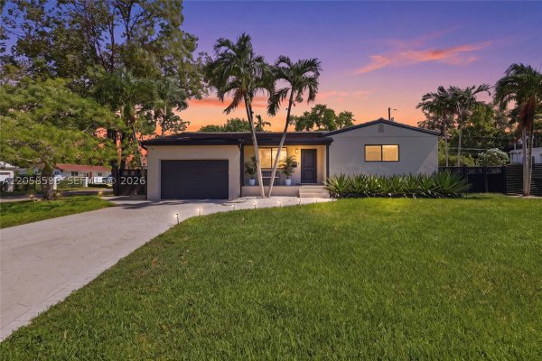 6321 SW 21st St Miami, FL 33155
