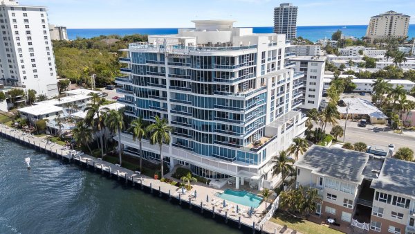 715 Bayshore #606 Fort Lauderdale, FL 33304