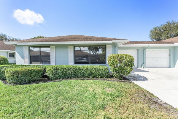 9860 Pecan Tree #A Boynton Beach, FL 33436