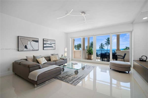 19234 Fisher Is Dr #19234 Fisher Island, FL 33109