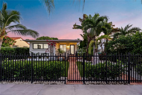 1618 SW 18th St Miami, FL 33145