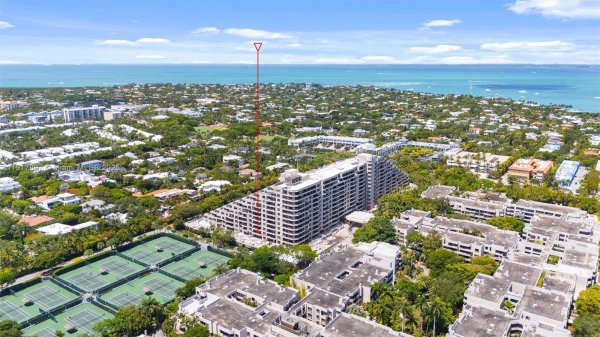 151 Crandon Blvd #206 Key Biscayne, FL 33149