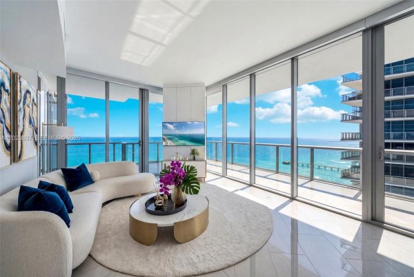 17121 Collins Ave #2601 Sunny Isles Beach, FL 33160