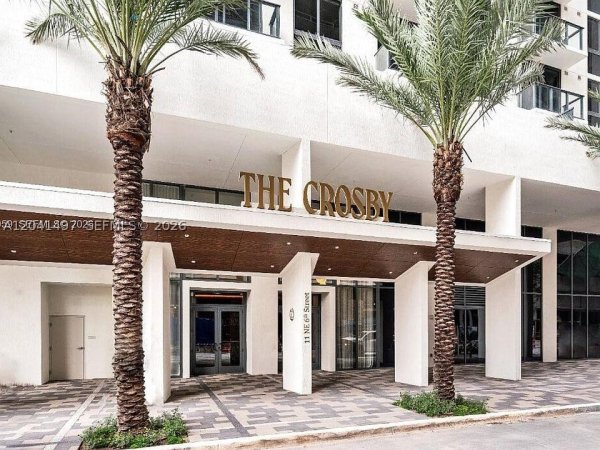 11 NE 6th St #807 Miami, FL 33132