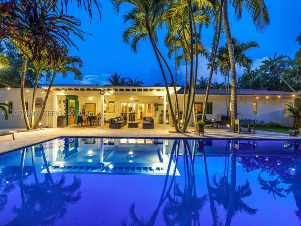 285 NE 103rd St Miami Shores, FL 33138