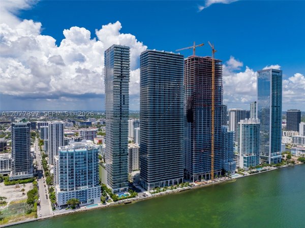 700 NE 24th #2607 Miami, FL 33137