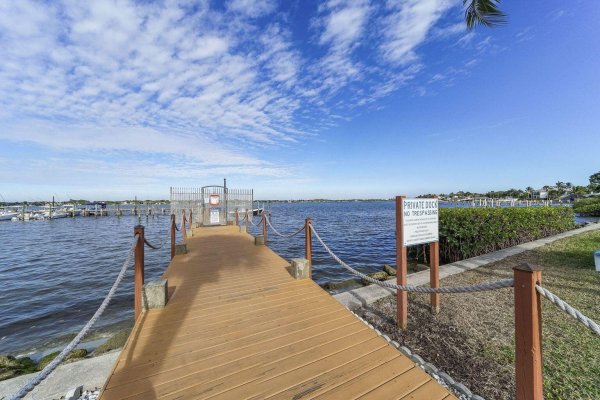 825 Center St #32a Jupiter, FL 33458