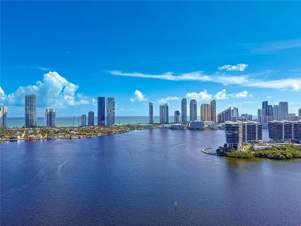 3370 Hidden Bay Dr #2813 Aventura, FL 33180