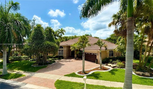 375 Sabal Way Weston, FL 33326