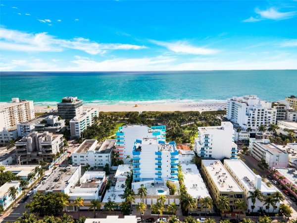 225 Collins Ave #6J Miami Beach, FL 33139
