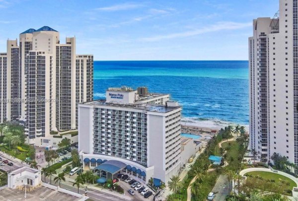 19201 Collins Ave #924 Sunny Isles Beach, FL 33160