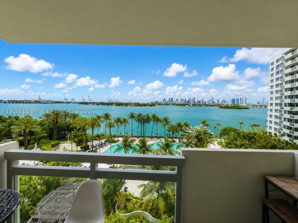 1500 Bay Rd #718S Miami Beach, FL 33139