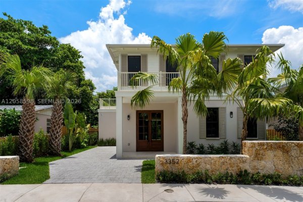 3352 Charles Ave Miami, FL 33133