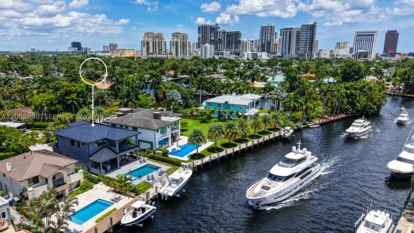 1004 SW 5th Pl Fort Lauderdale, FL 33312
