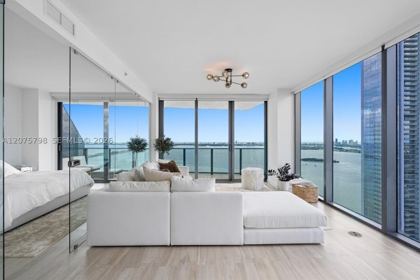 460 NE 28th St #3508 Miami, FL 33137