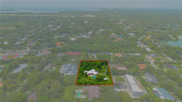 6801 SW 136th St Pinecrest, FL 33156