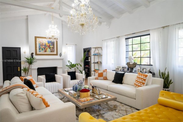 5149 Alton Rd Miami Beach, FL 33140