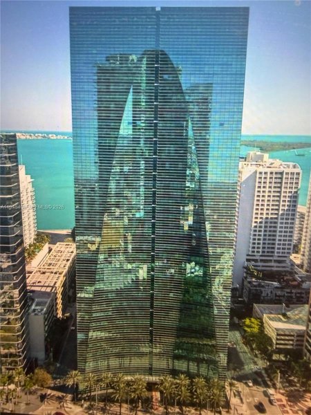 1395 Brickell Ave #2701 Miami, FL 33131