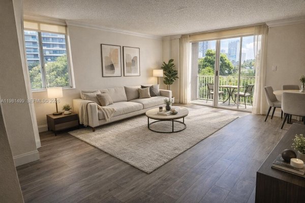 126 SW 17th Rd #407 Miami, FL 33129