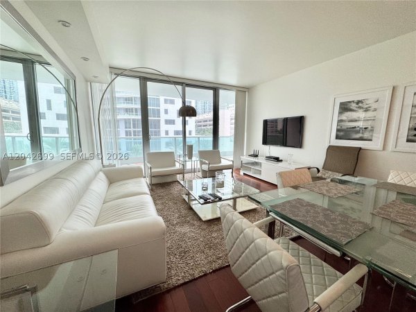 1331 Brickell Bay Dr #406 Miami, FL 33131