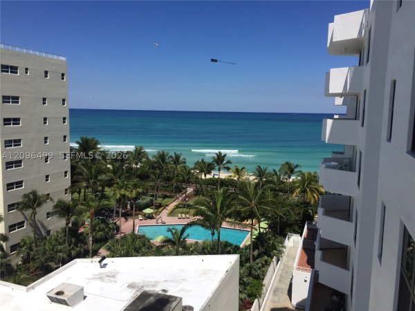 4301 Collins Ave #901 Miami Beach, FL 33140