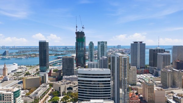 225 N Miami #2002 Miami, FL 33128