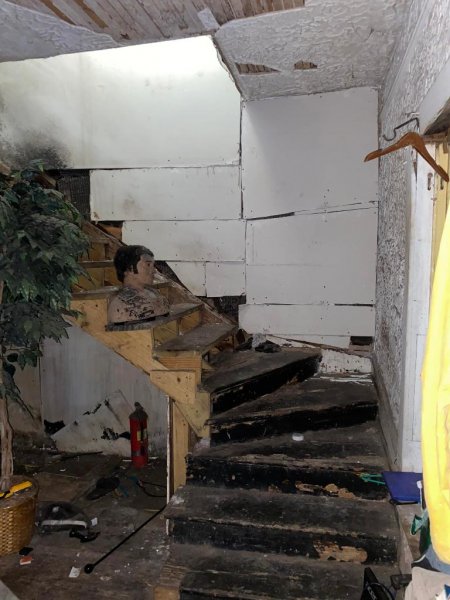 Undisclosed Address West Palm Beach, FL 33401