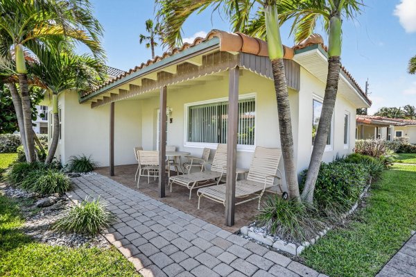 1225 Hillsboro Mile #N2 Hillsboro Beach, FL 33062