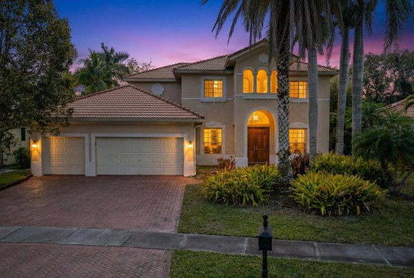 4162 Cedar Crk Rnch Lake Worth, FL 33467